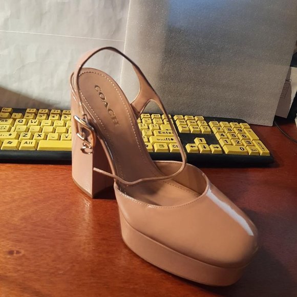NEW ! Coach Isbella Patent Leather Platform Pump Beige Sizes 11 - Picture 1 of 7